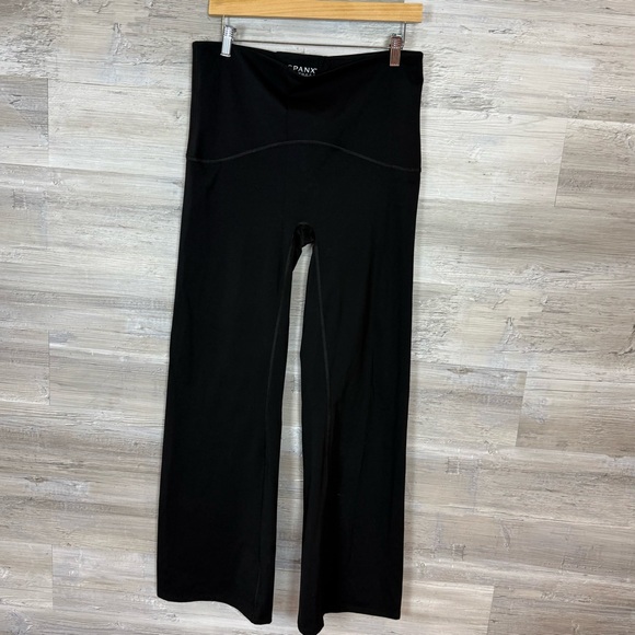SPANX Black Booty Boost Women's Leggings - Picture 1 of 5